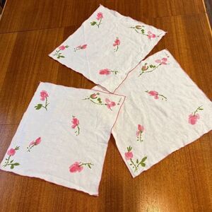 Vintage Vera Neumann Dining Linen Napkins White with Pink Rose Set of 3